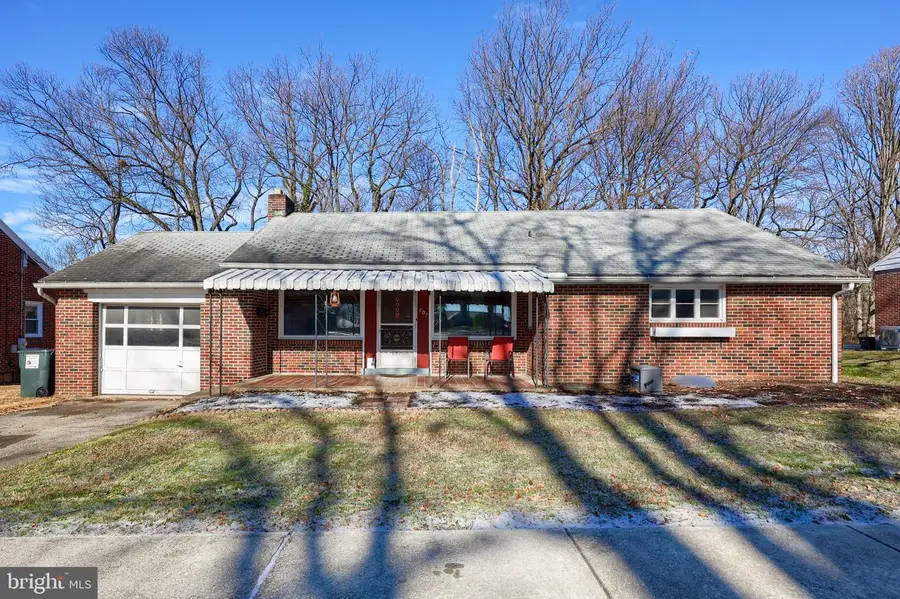 807 High St, Akron, PA 17501 - Image #2