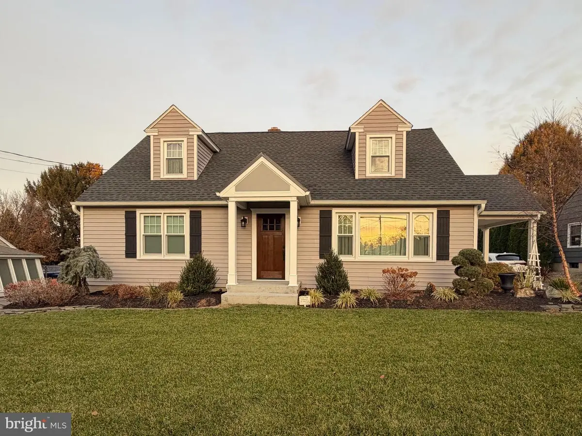 202 N Decatur St, Strasburg, PA 17579 - Image #1