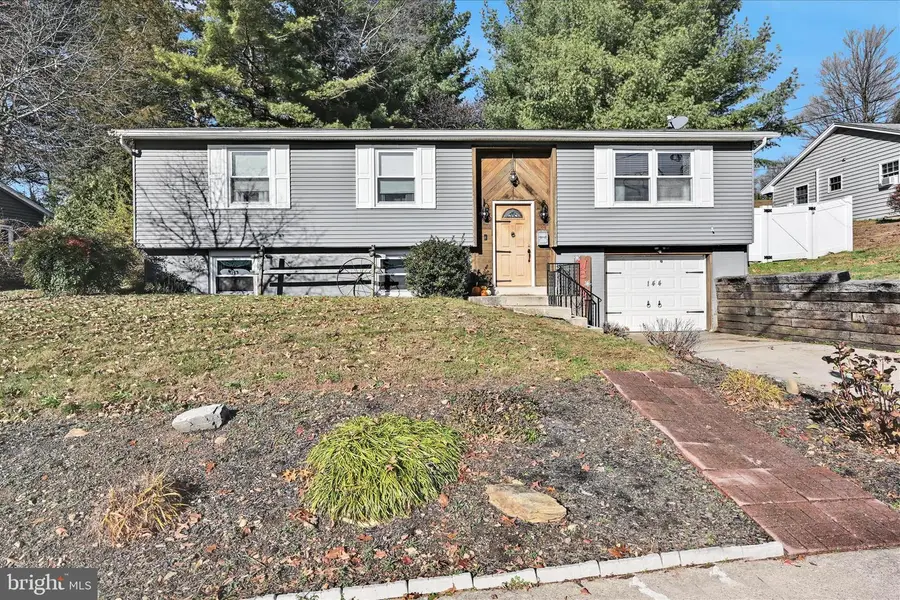 144 Rapho St, Manheim, PA 17545 - Image #2