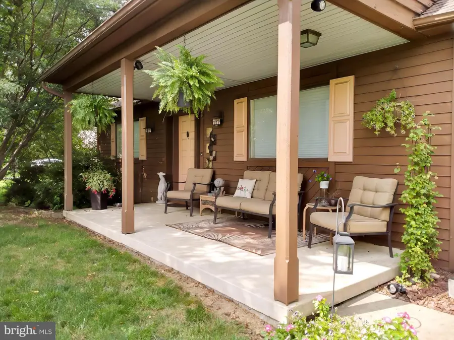 622 Shelley Ct, Lititz, PA 17543 - Image #3