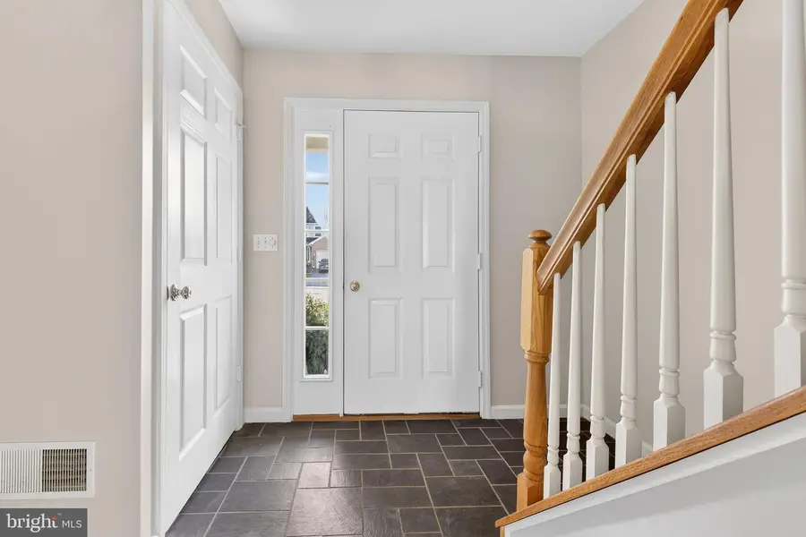 4063 Laurel Ln, Mount Joy, PA 17552 - Image #3