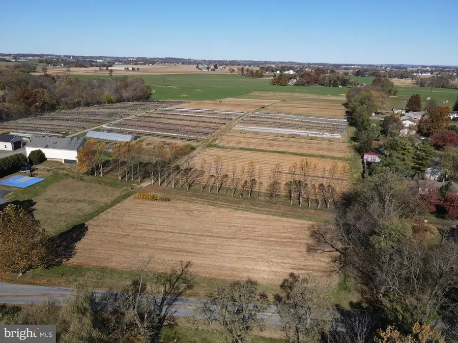 690 Kraybill Church Rd, Mount Joy, PA 17552 - Image #3