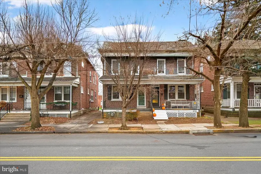 636 Hamilton St, Lancaster, PA 17602 - Image #2