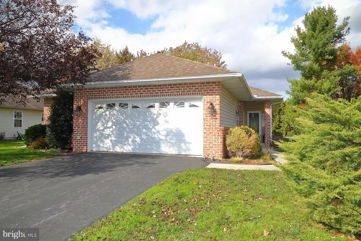 234 Blossom Trl, Mount Joy, PA 17552 - Image #1