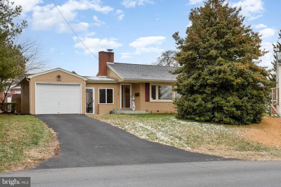 105 N Waterford Ave, Marietta, PA 17547 - Image #2