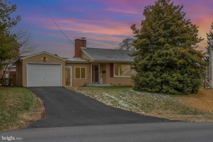 105 N Waterford Ave, Marietta, PA 17547 - Image #3