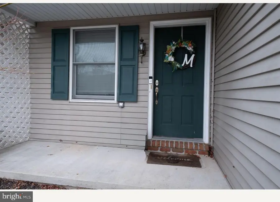 14 Parkview Dr, Reinholds, PA 17569 - Image #3