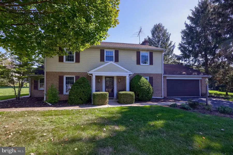 1821 Santa Barbara Dr, Lancaster, PA 17601 - Image #2