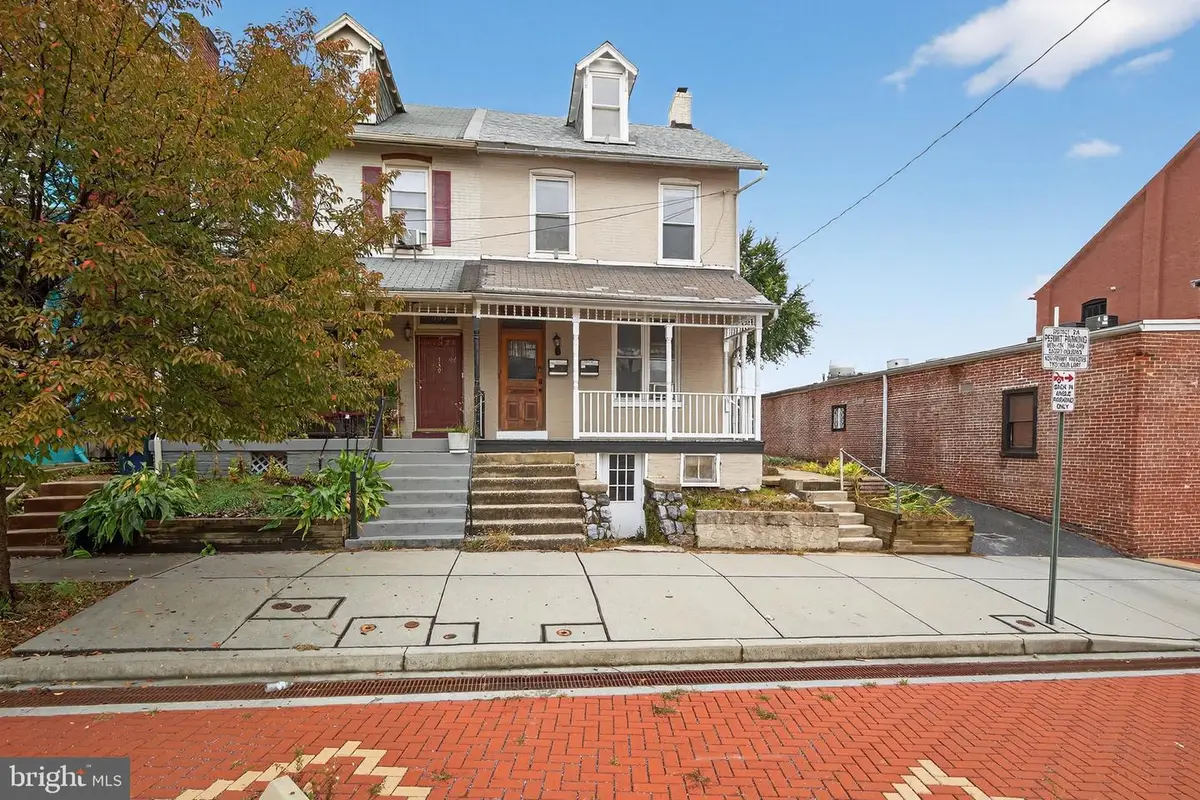 341 E Walnut St, Lancaster, PA 17602 - Image #1