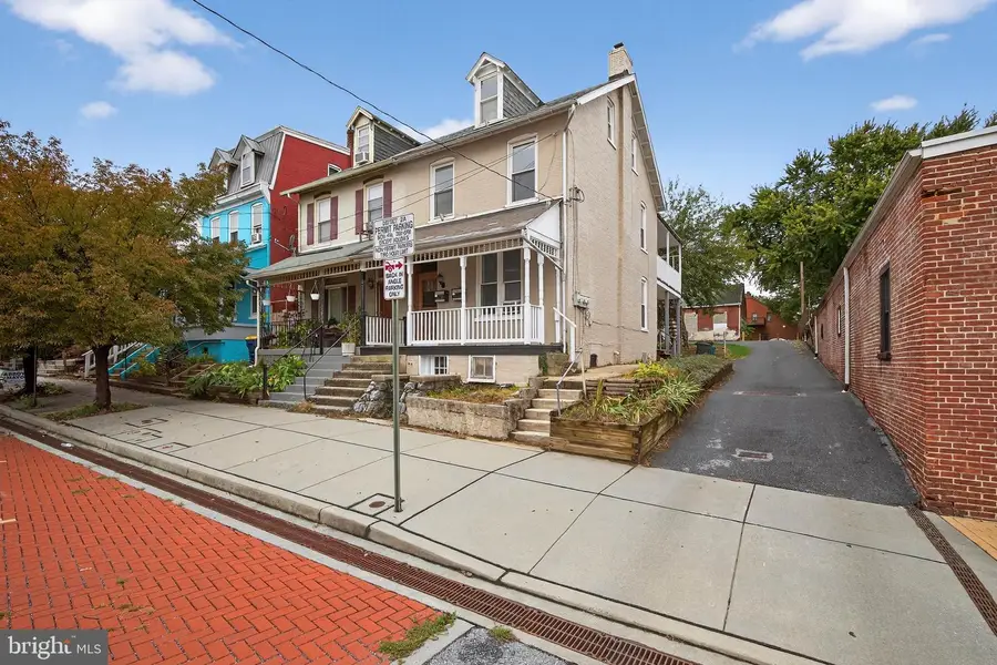 341 E Walnut St, Lancaster, PA 17602 - Image #3