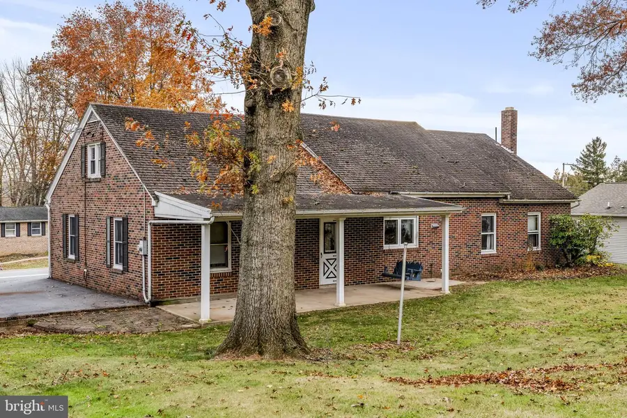 1245 W Swartzville Rd, Reinholds, PA 17569 - Image #3