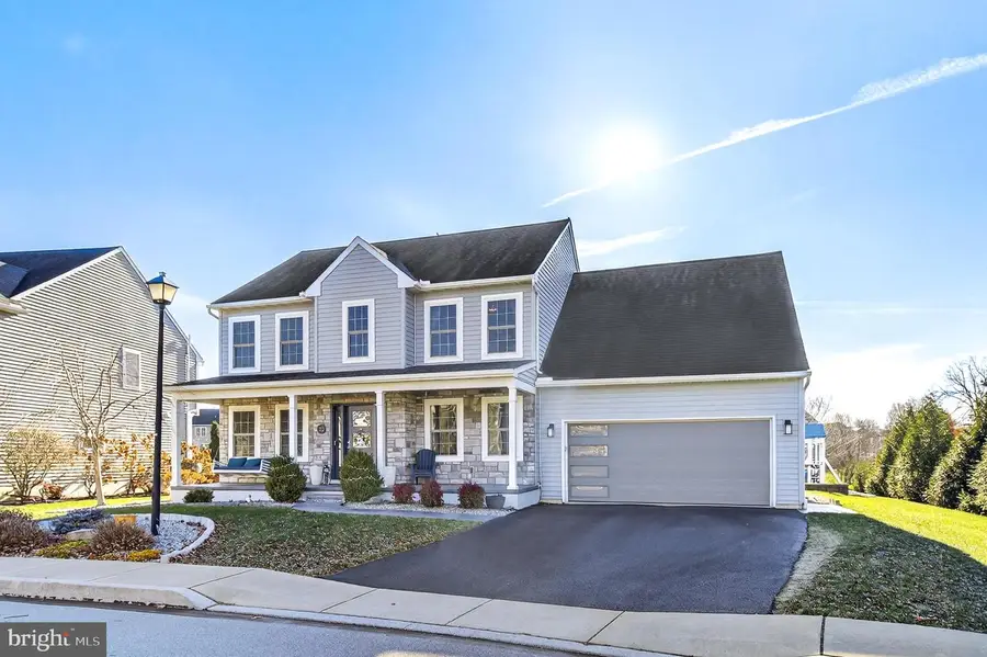 32 Katherines Way, Lancaster, PA 17602 - Image #2