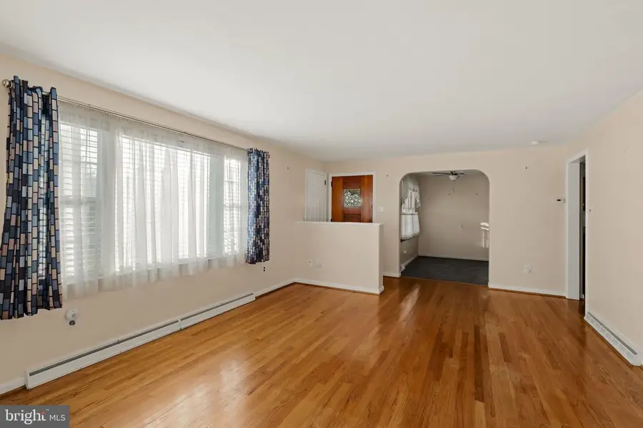 406 S Church St, Quarryville, PA 17566 - Image #3