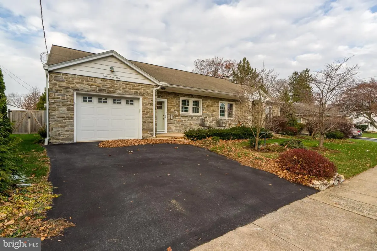 141 E Lincoln Ave, Lititz, PA 17543 - Image #1