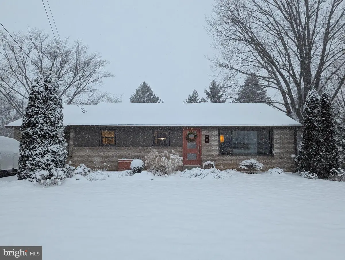 962 Anderson Ferry Rd, Mount Joy, PA 17552 - Image #1