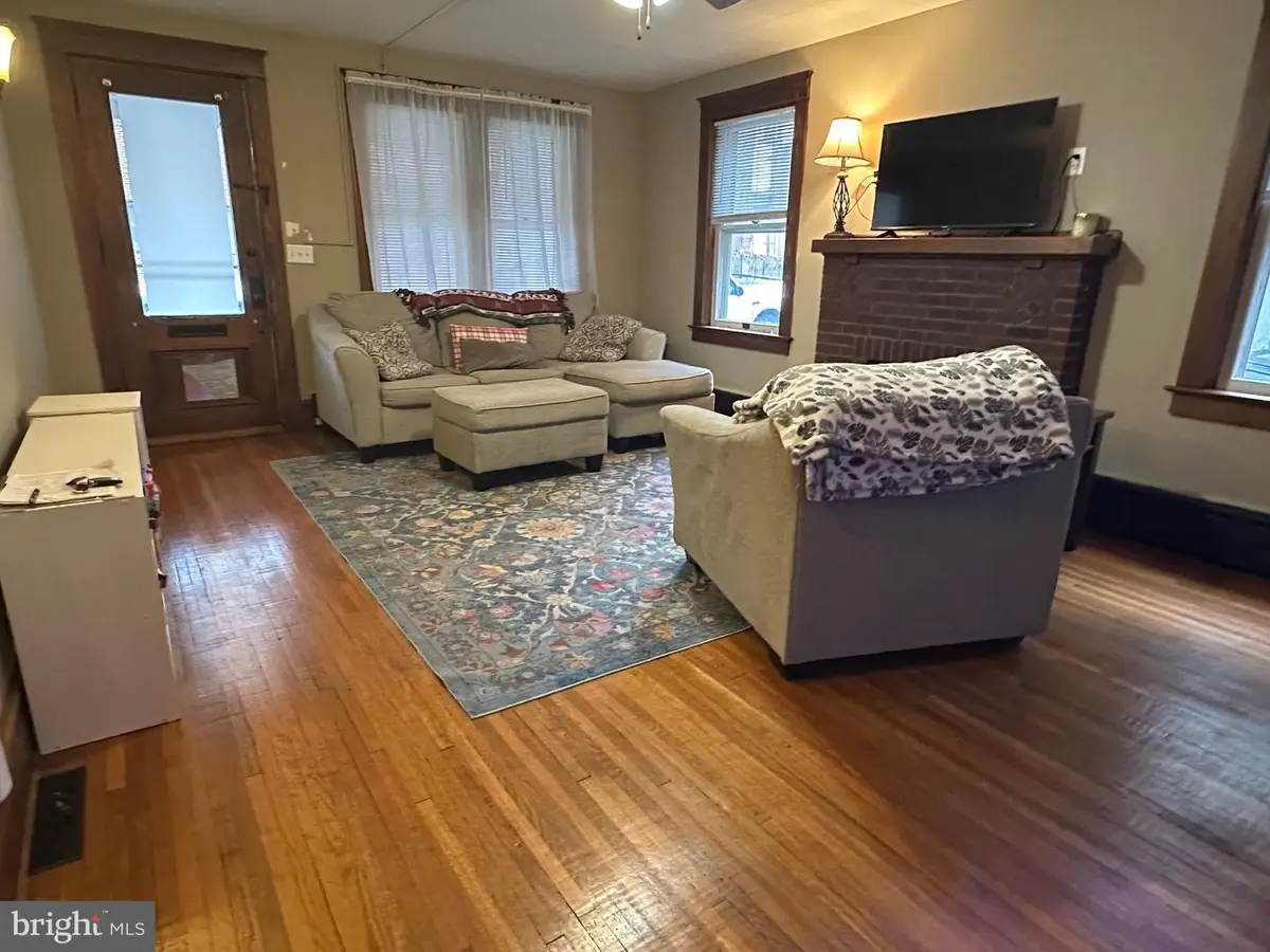 62 E High St, Elizabethtown, PA 17022 - Image #1