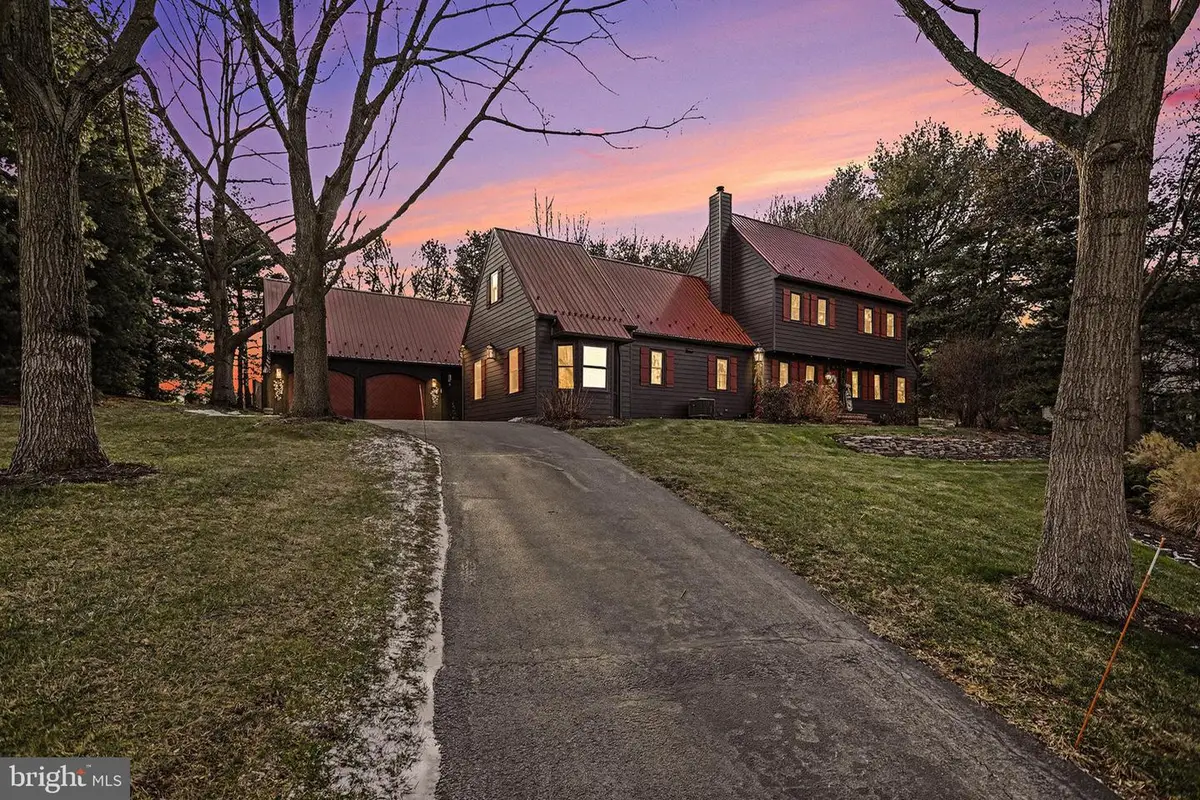 27 Ridge Rd, Lititz, PA 17543 - Image #1