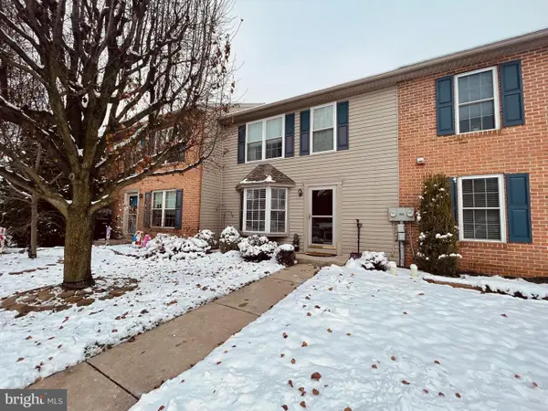 67 Battens Cir, LEOLA, PA 17540