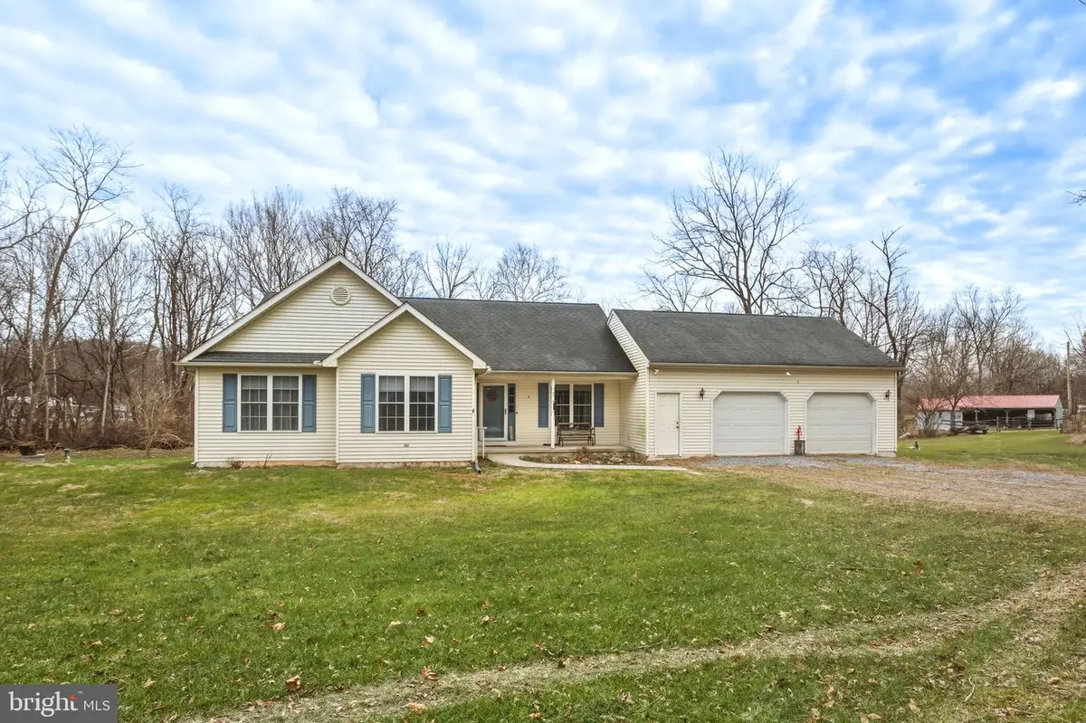 3 E Pennsy Rd, New Providence, PA 17560 - Image #1