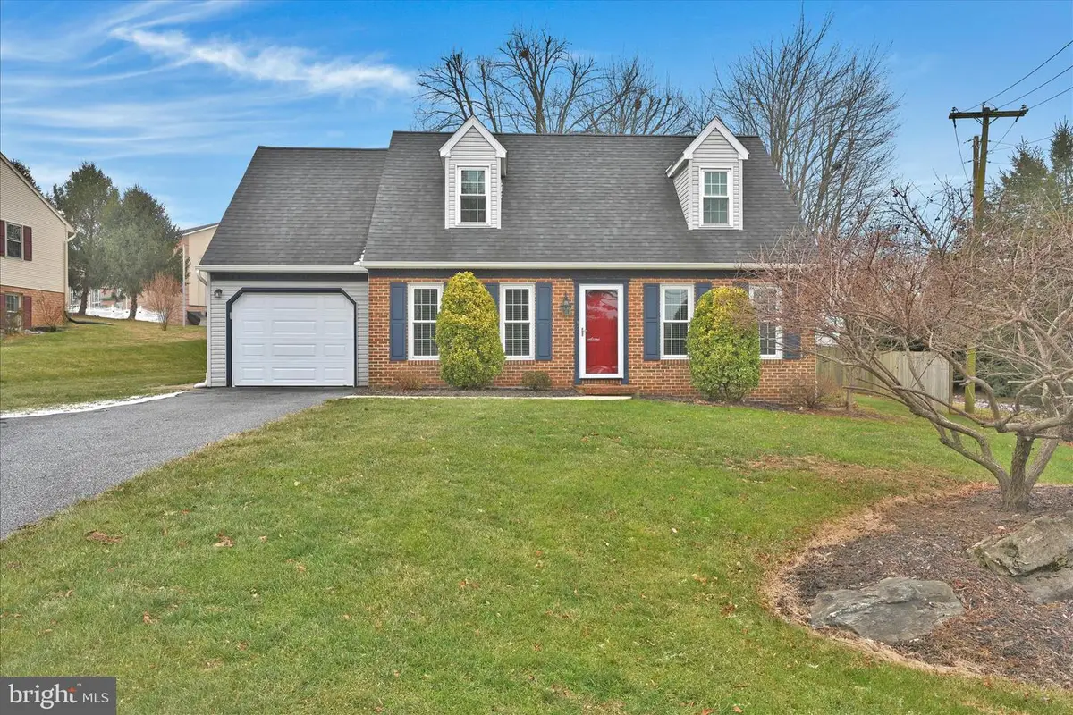 52 Locust Ln, Willow Street, PA 17584 - Image #1