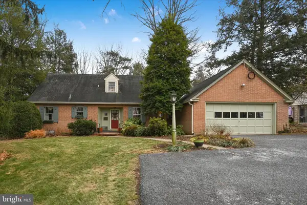 411 Woodcrest Ave, LITITZ, PA 17543