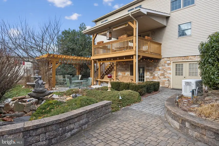 817 Aarons Ln, Manheim, PA 17545 - Image #3