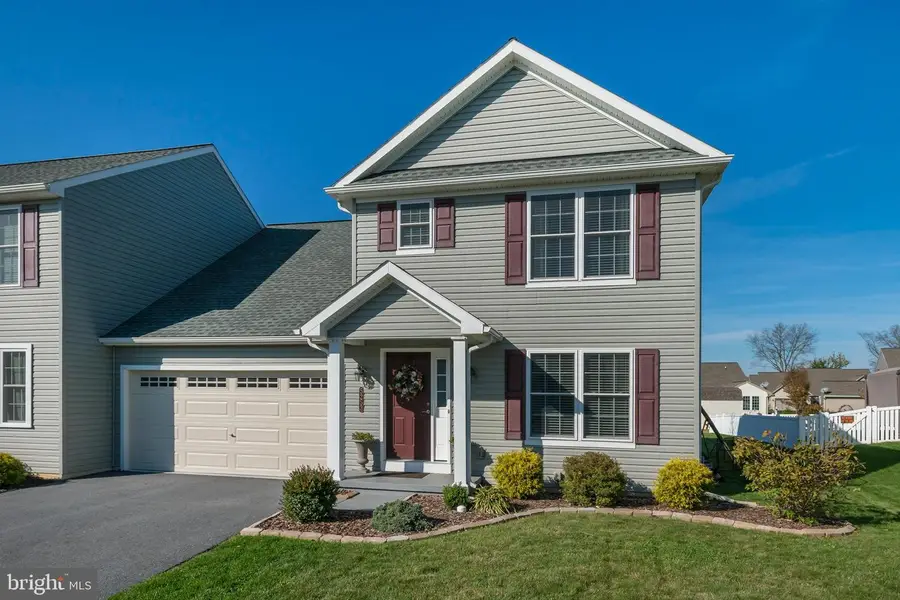 5253 Summerfield Dr, Mount Joy, PA 17552 - Image #3