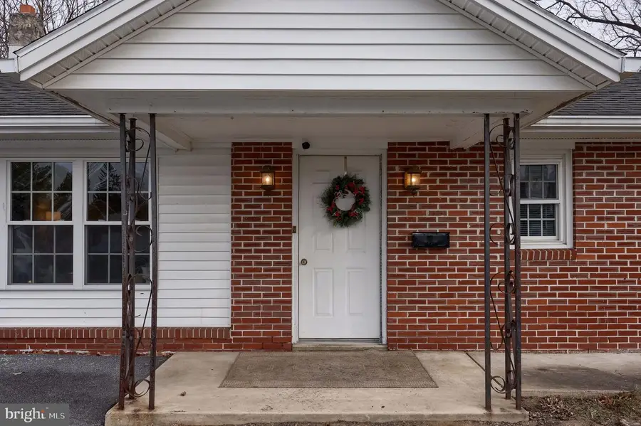 532 Pointview Ave, Ephrata, PA 17522 - Image #3