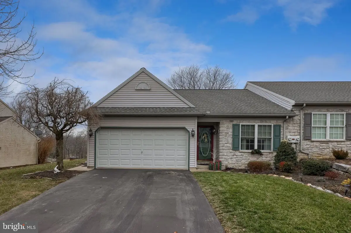 4036 Green Park Dr, Mount Joy, PA 17552 - Image #1