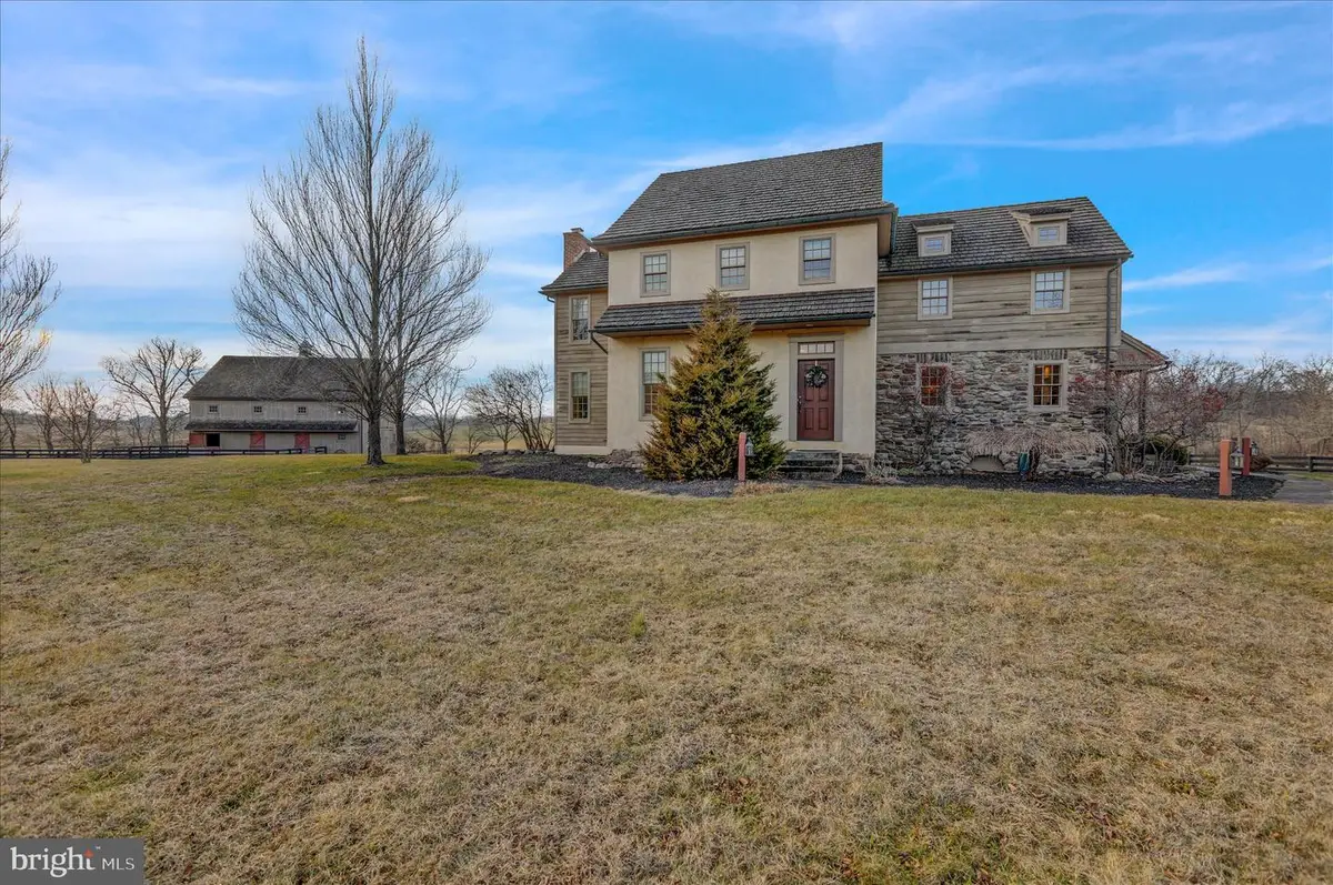 3512 Meadow View Rd, Manheim, PA 17545 - Image #1