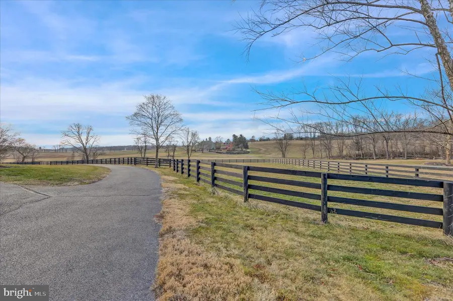 3512 Meadow View Rd, Manheim, PA 17545 - Image #3