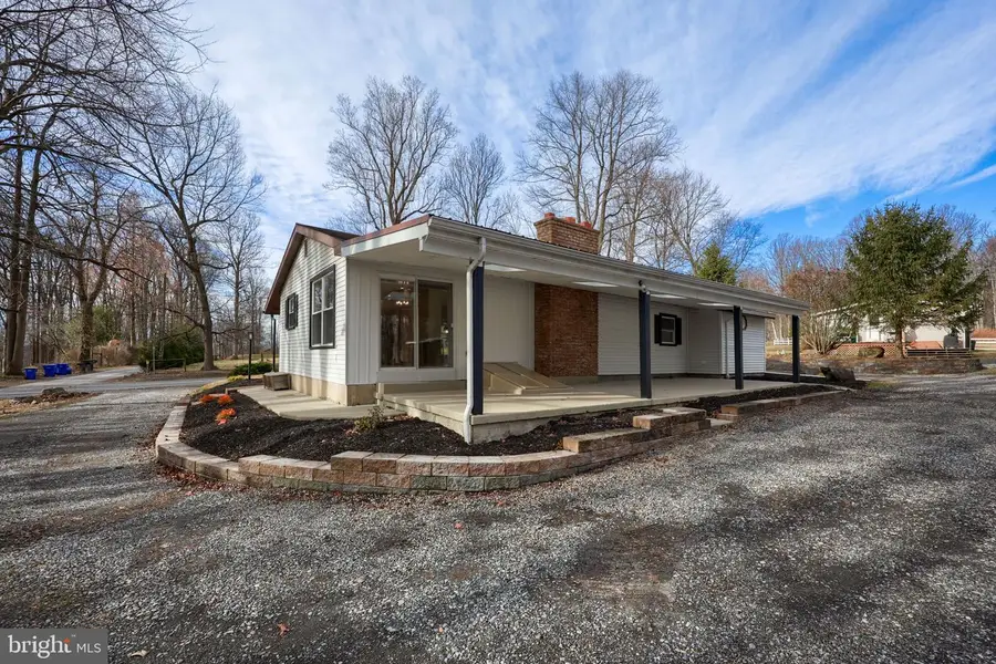 3165 Pinch Rd, Manheim, PA 17545 - Image #3