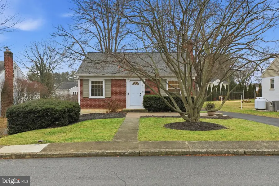 168 Elizabeth St, Millersville, PA 17551 - Image #2