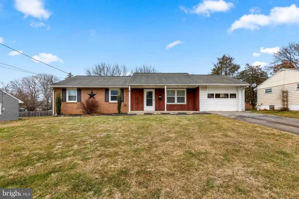 229 Circle Dr, Quarryville, PA 17566 - Image #1