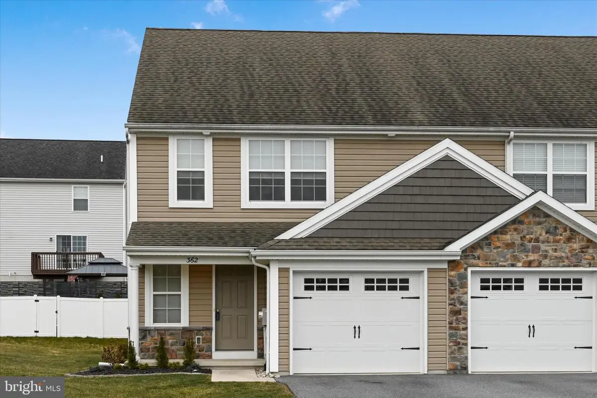 362 Cedar Holw, Manheim, PA 17545 - Image #1
