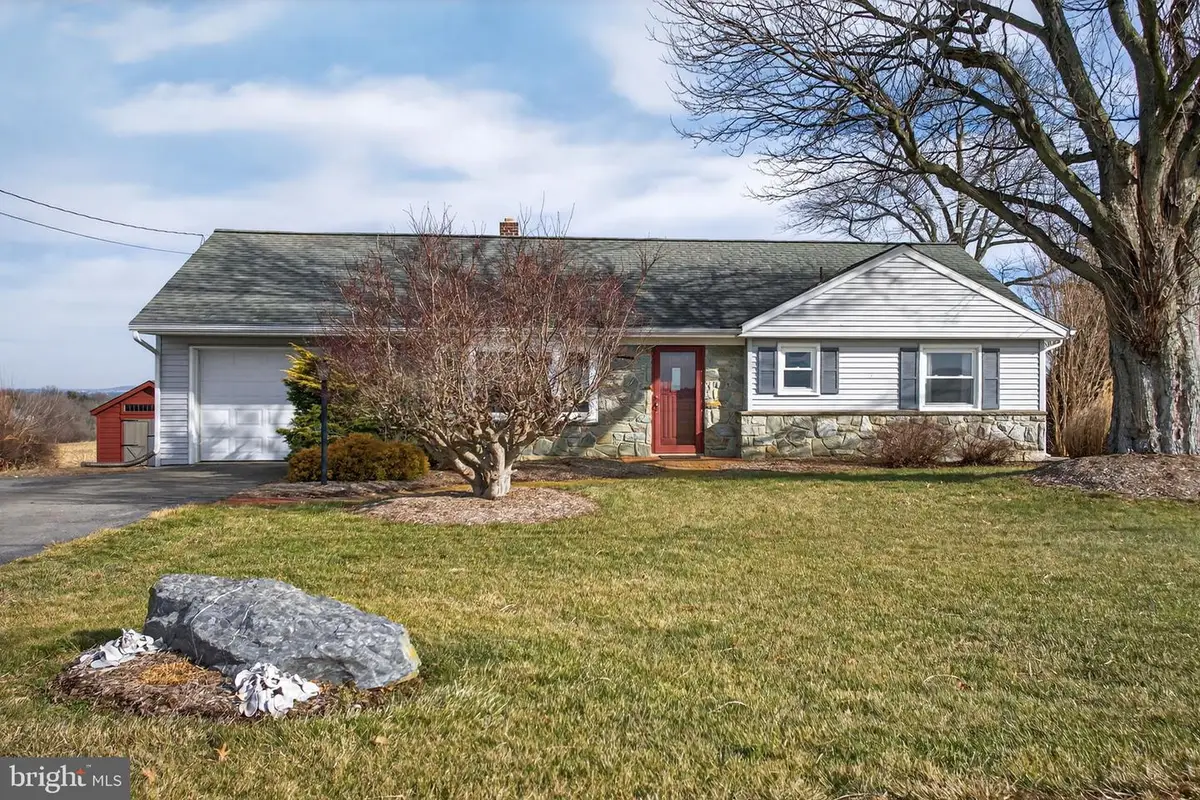 2103 South View Rd, Lancaster, PA 17602 - Image #1