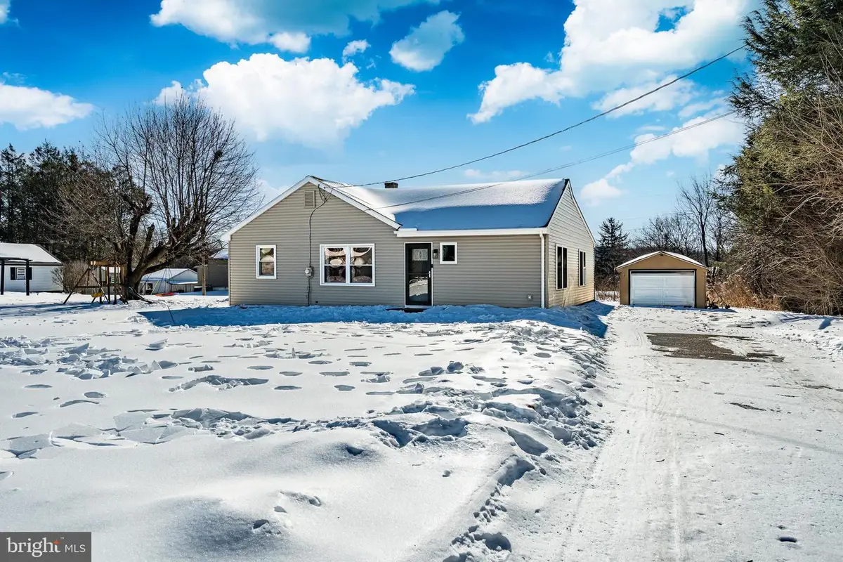 124 Sadsbury Ave, Christiana, PA 17509 - #1