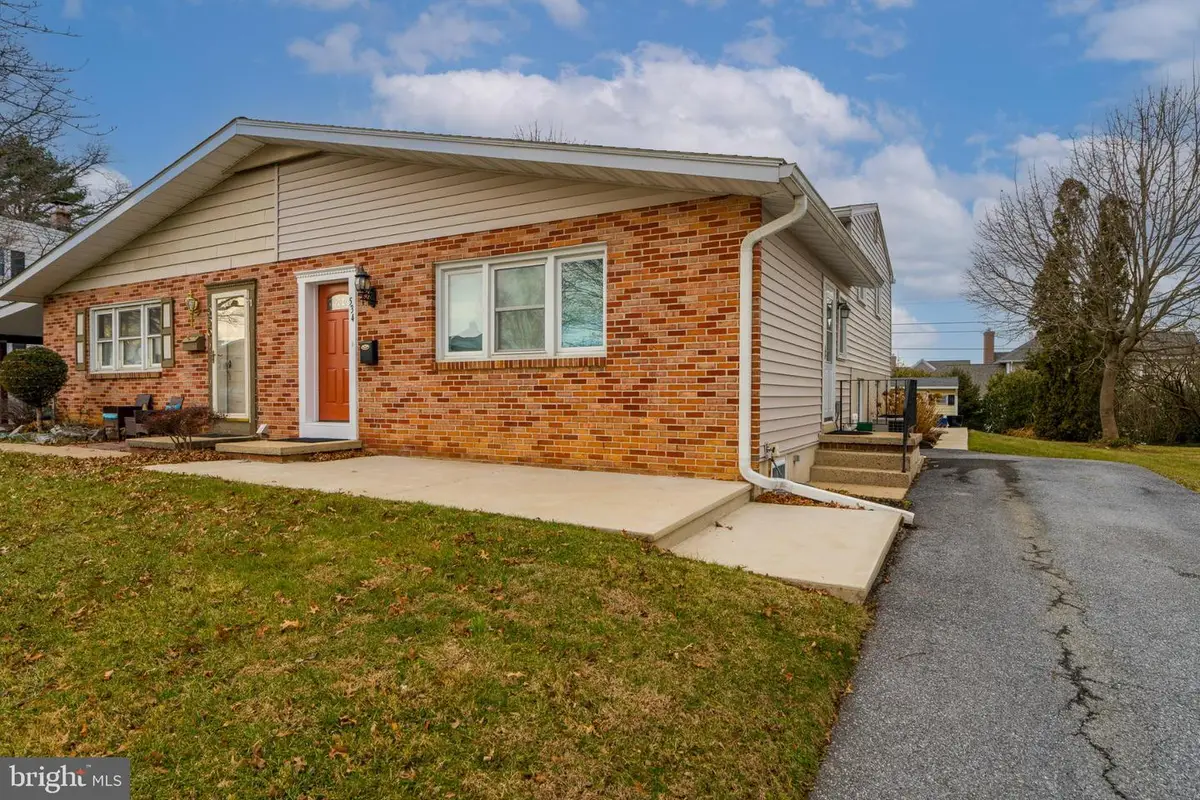 534 W Marion St, Lititz, PA 17543 - Image #1