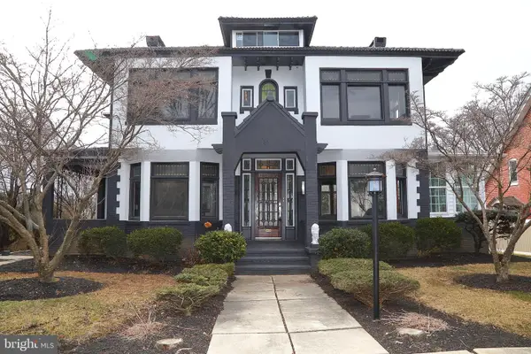 20 Broad St, EPHRATA, PA 17522