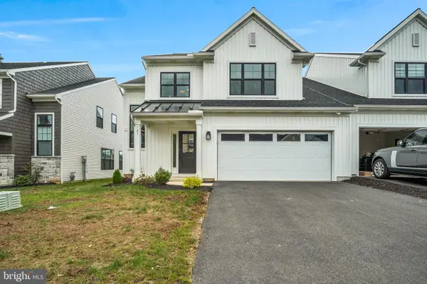 109 Village Drive, MILLERSVILLE, PA 17551