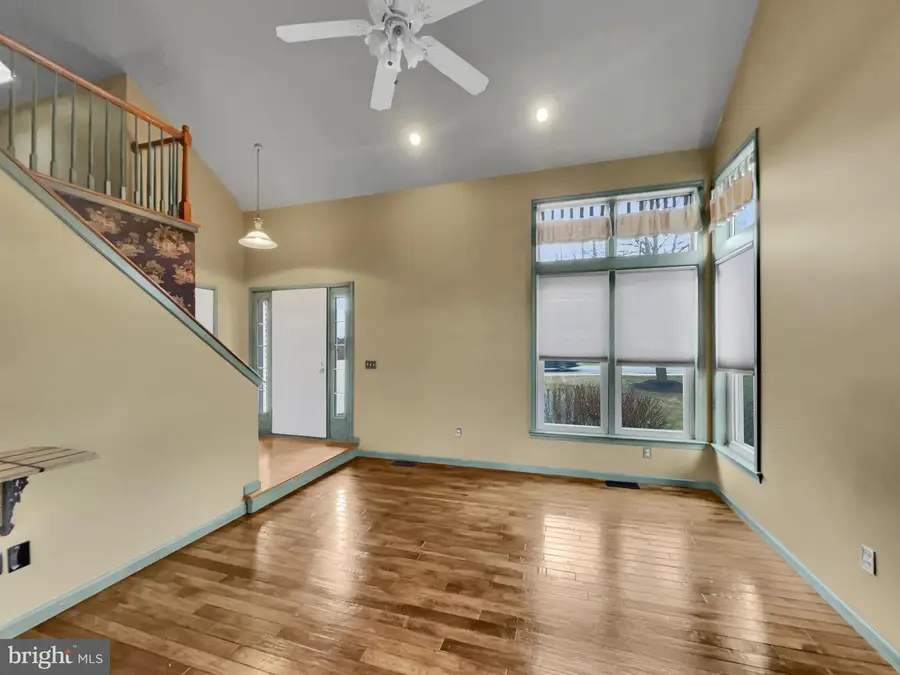 65 S Reamstown Rd, Stevens, PA 17578 - Image #3