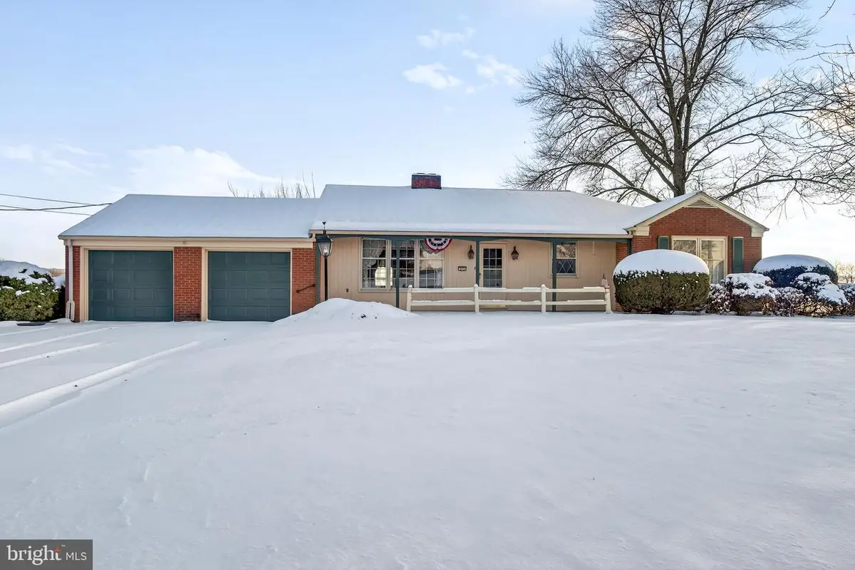 922 Penn Grant Rd, Lancaster, PA 17602 - #1