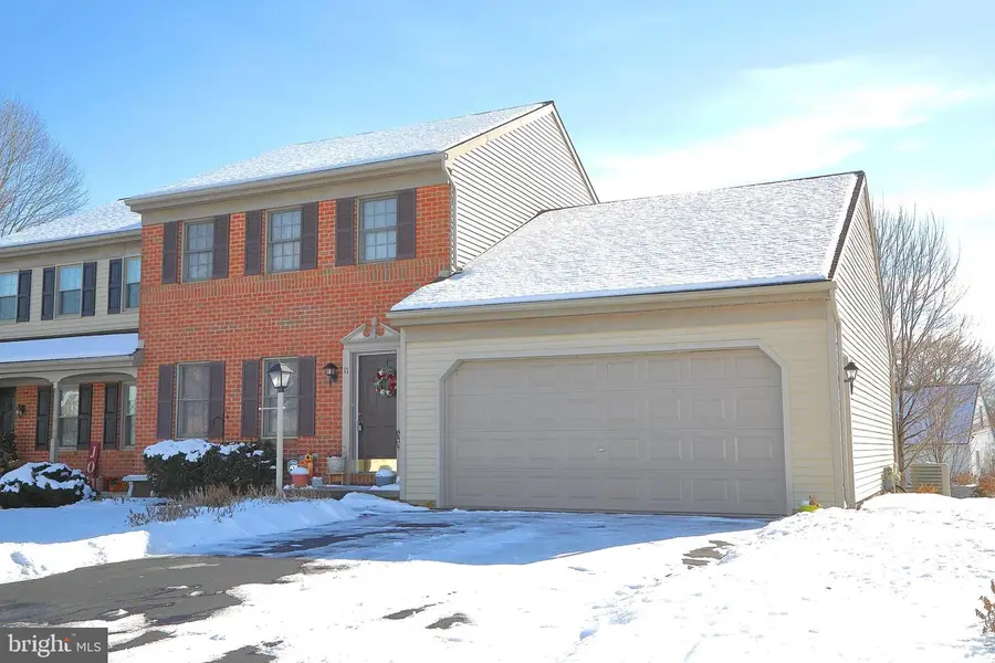 11 Duffield Dr, Lititz, PA 17543 - Image #2