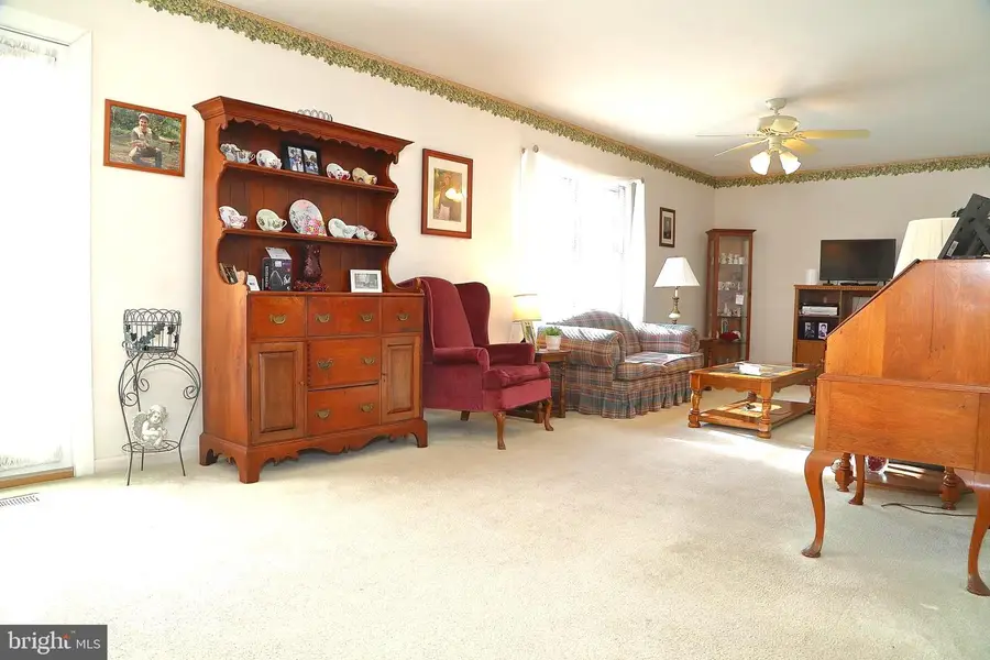 11 Duffield Dr, Lititz, PA 17543 - Image #3