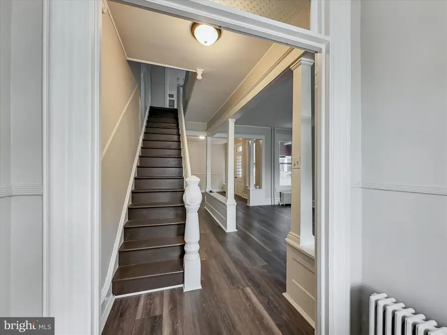 705 Chestnut St, Columbia, PA 17512 - #3