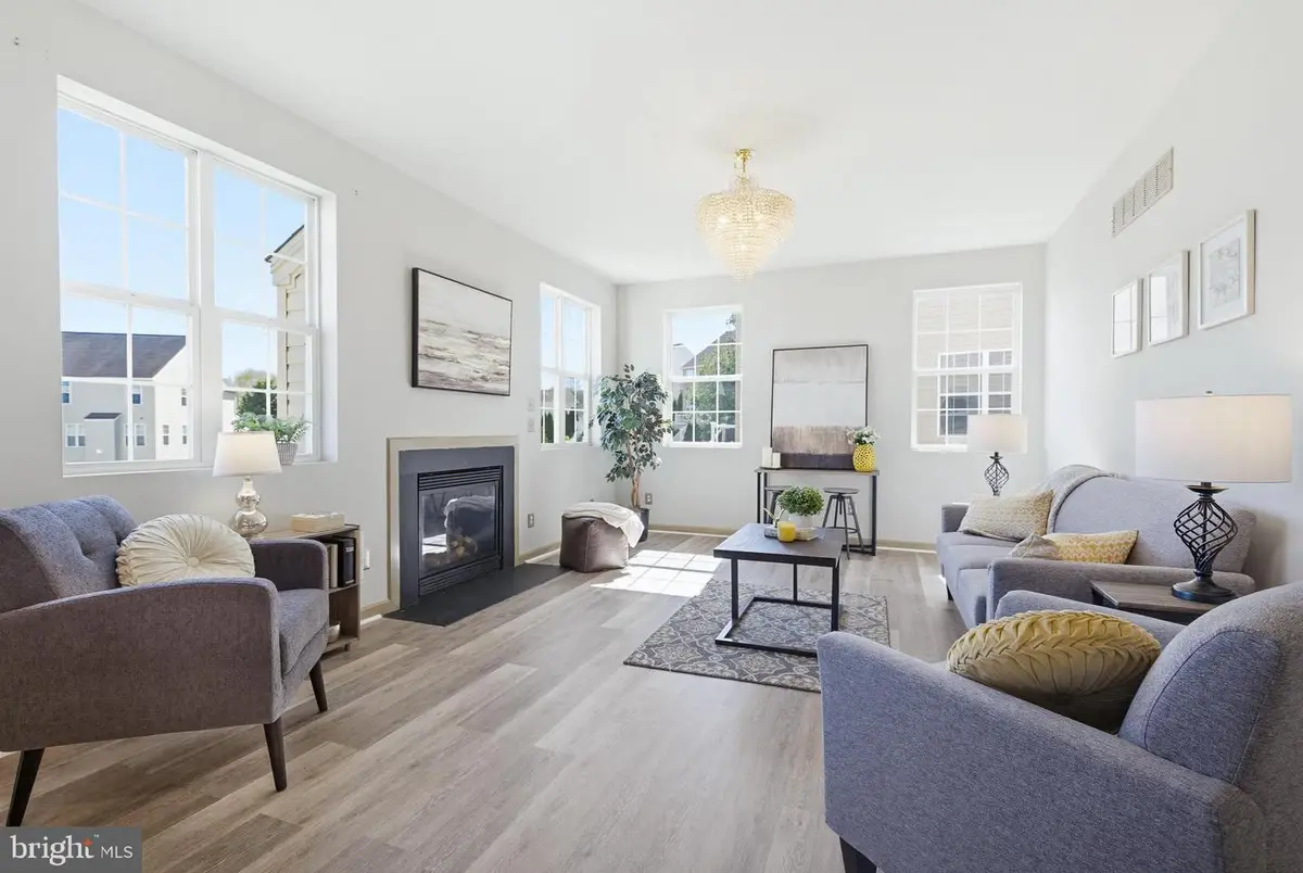 292 Kentshire Dr, Lancaster, PA 17603 - #1