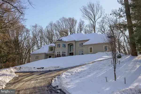 2492 Shaub Rd, LANCASTER, PA 17601