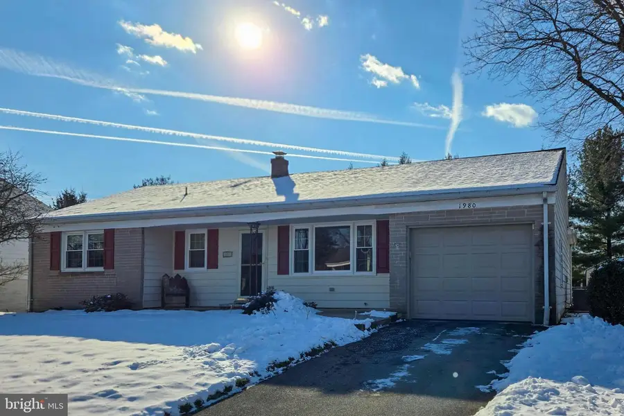 1980 Larch Ave, East Petersburg, PA 17520 - #3