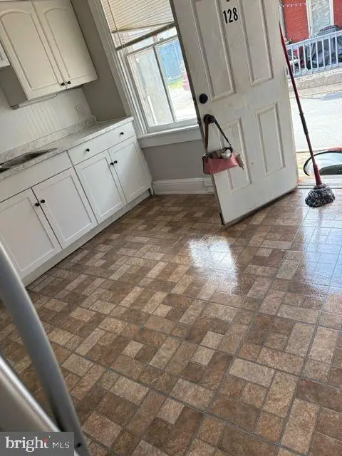 128 E New St, Lancaster, PA 17602 - #3