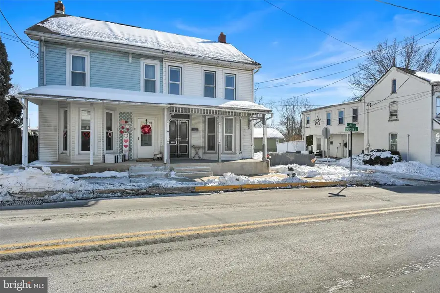 39 S 4th St, Denver, PA 17517 - #3